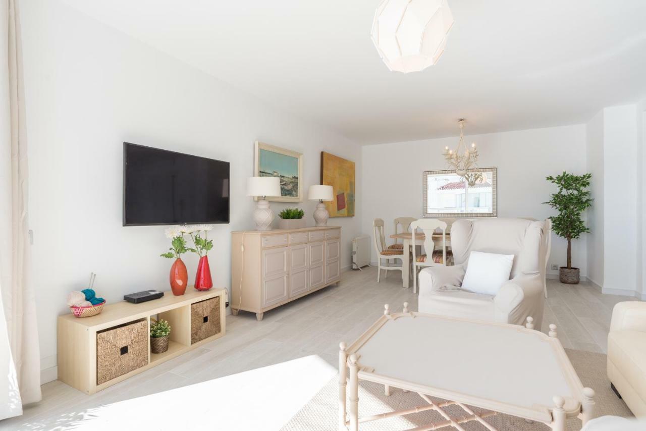 Tgh/ Marbella Beachfront And Center エクステリア 写真